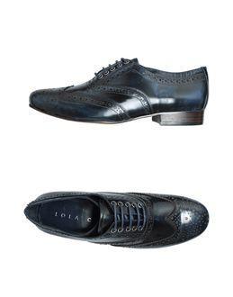 Lola Cruz Lace-up Shoes