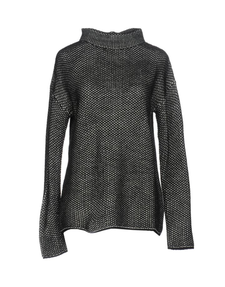 Ichi Turtlenecks