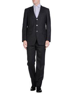Nervesa Suits