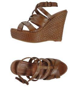 Sofia Piani Sandals