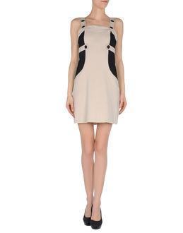 To-may Short Dresses