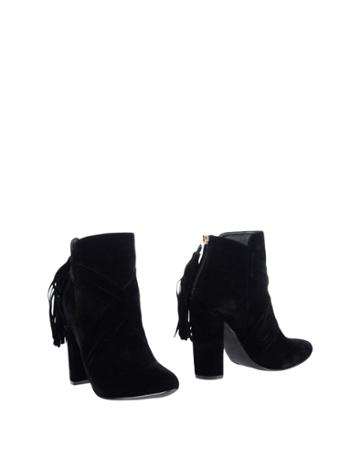 Molly Bracken Ankle Boots