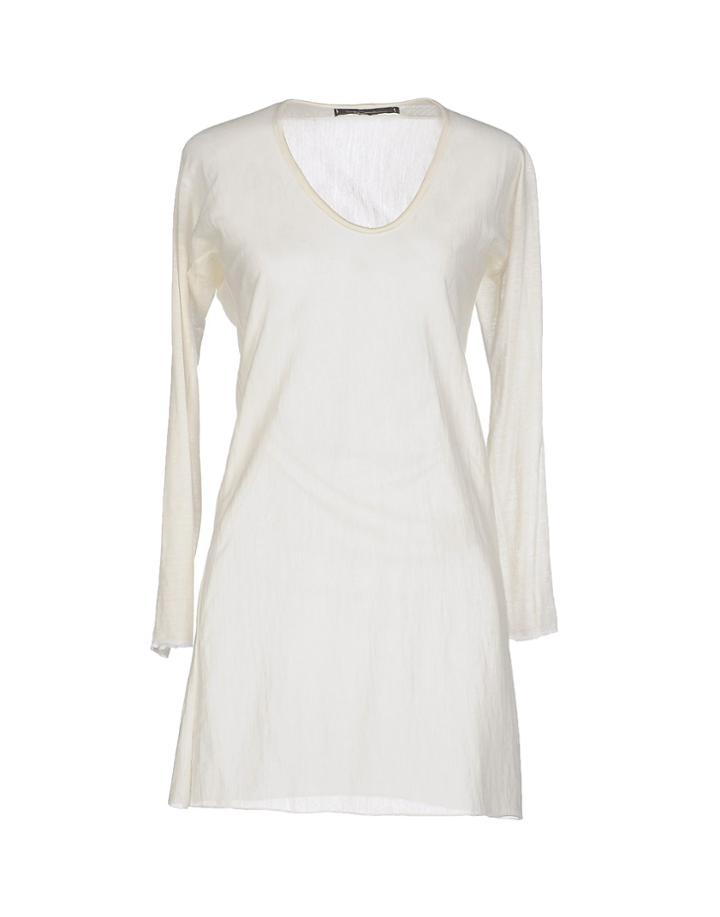 Area By Barbara Bologna T-shirts