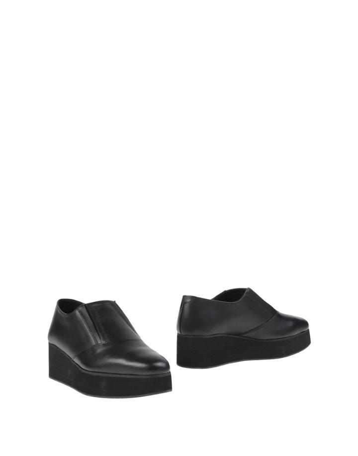 Surface To Air Booties