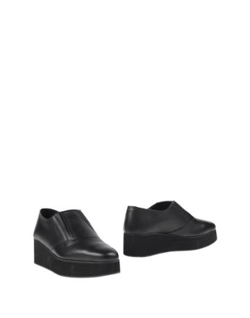 Surface To Air Booties
