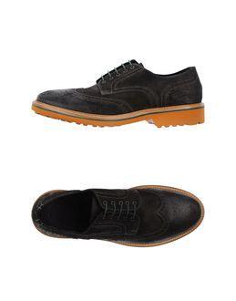 Redwood Lace-up Shoes
