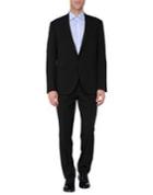 Kuss Suits