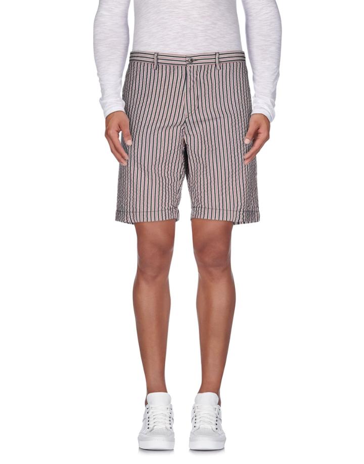 Bogner Bermudas