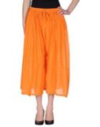 Laltramoda 3/4-length Shorts
