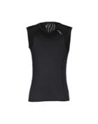 2xu T-shirts