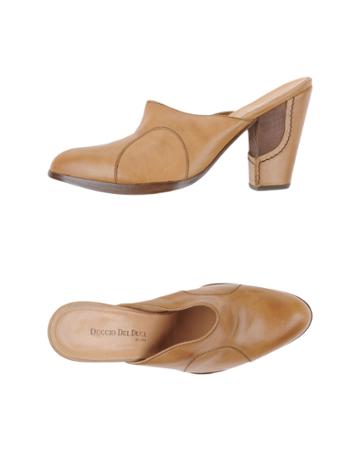 Duccio Del Duca Mules