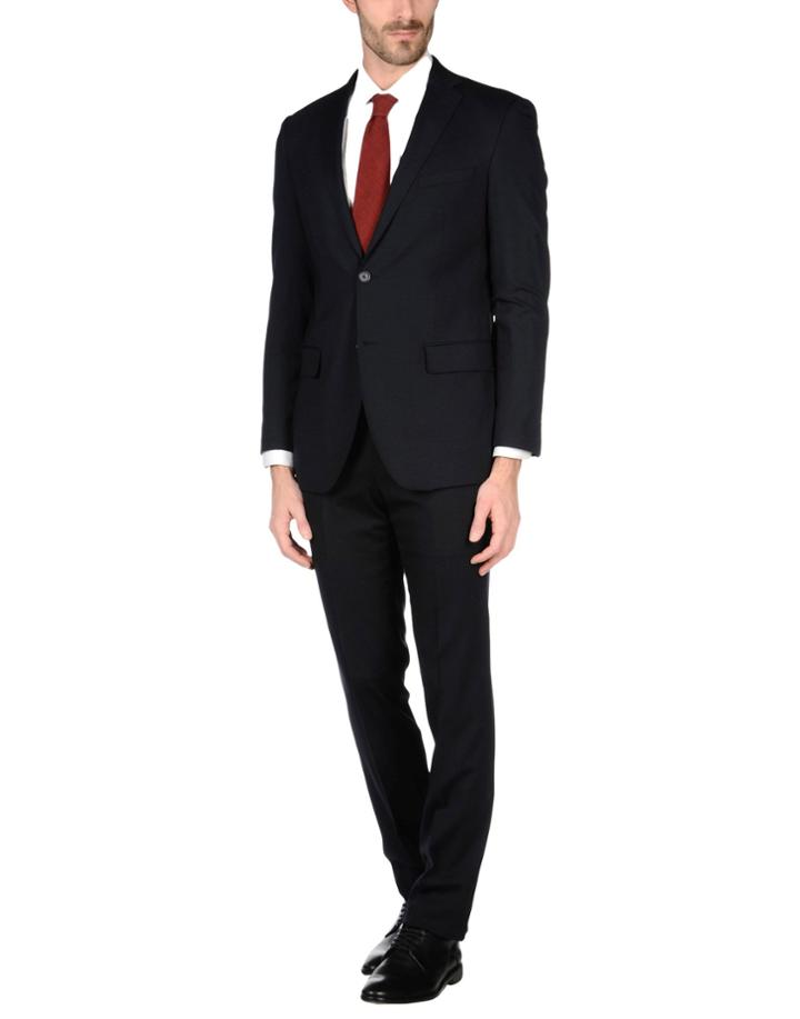 Feni Suits