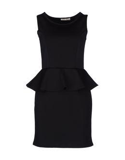 Amelie R Veur Short Dresses