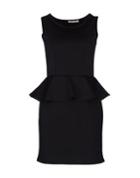 Amelie R Veur Short Dresses