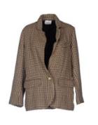 Laurence Dolig  Blazers