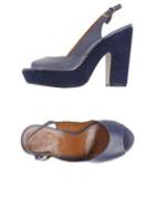Etwob Sandals
