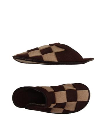 Renudo Slippers