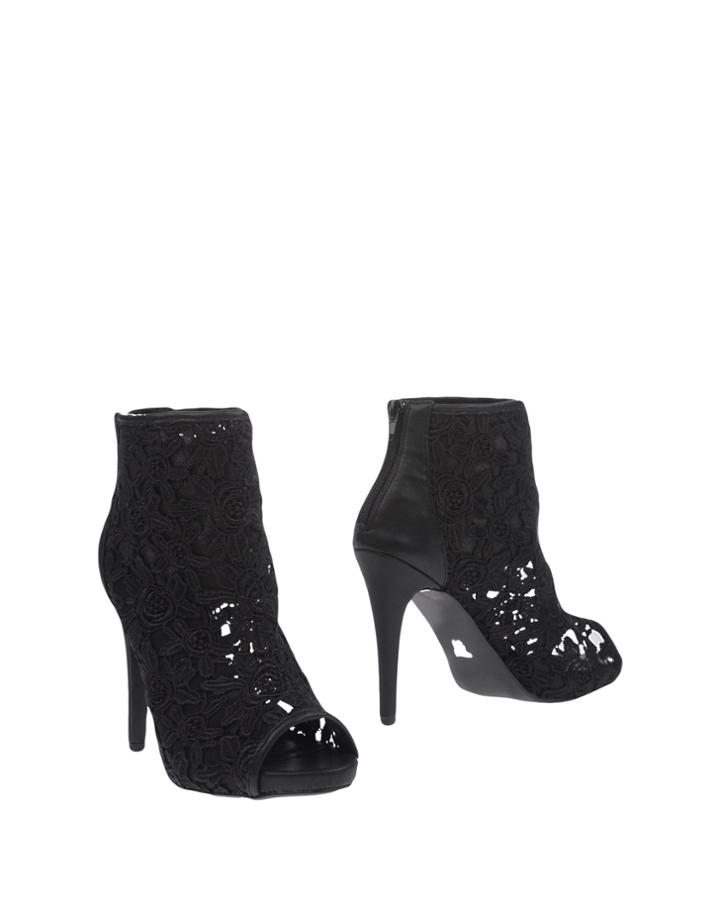 Exe' Ankle Boots