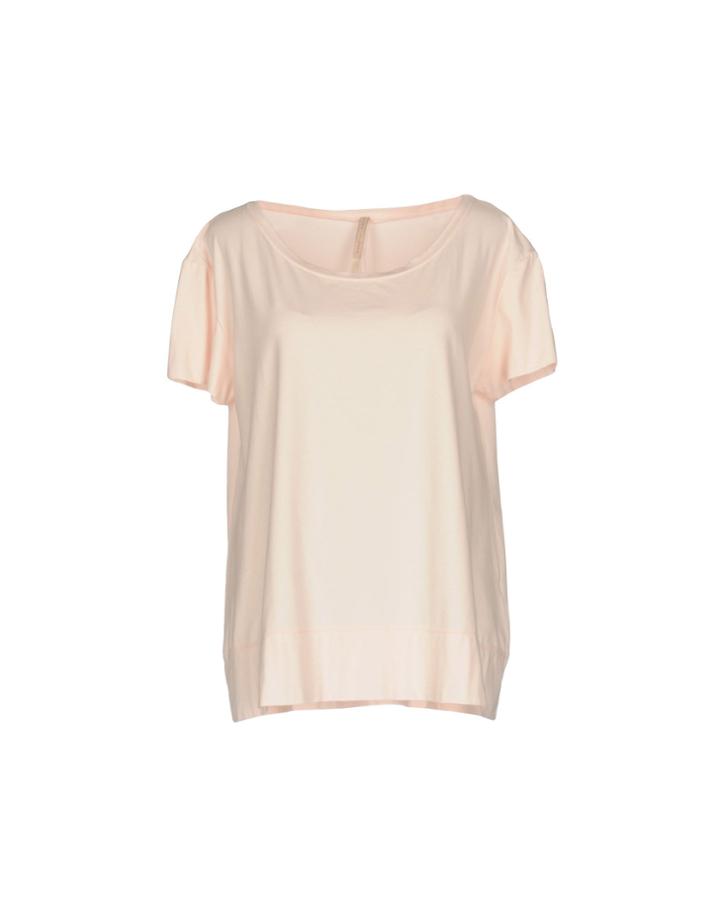 Chiara Ciocca T-shirts