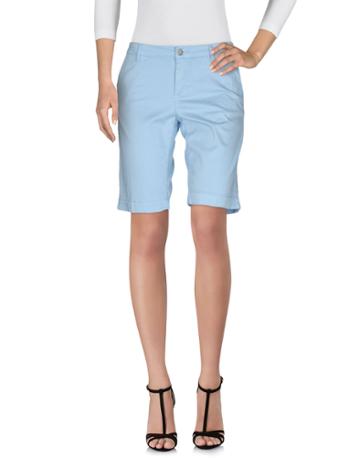 Noyes Bermudas