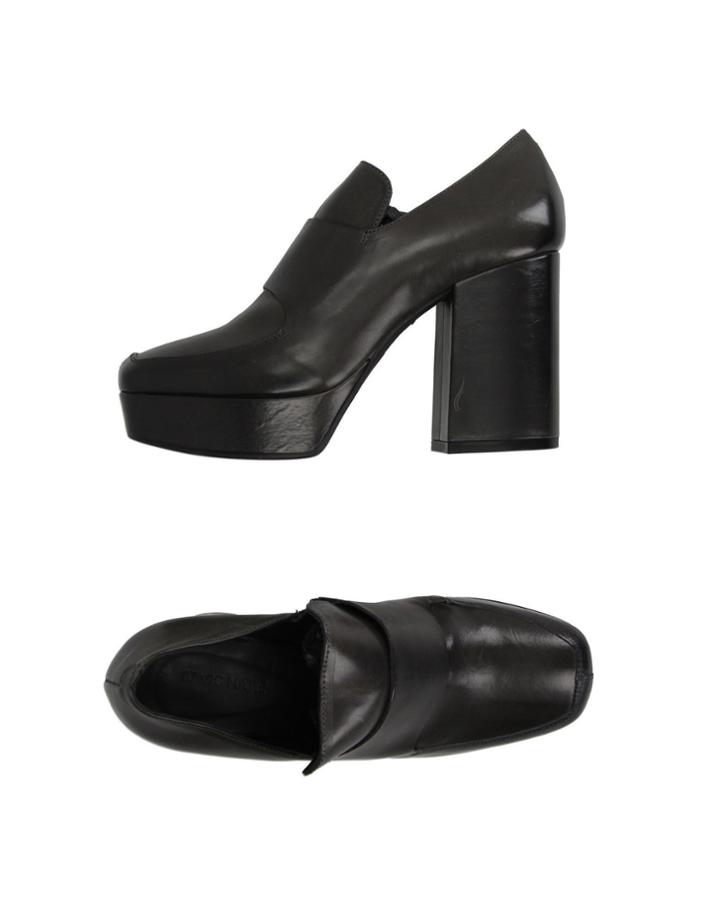 87 Vic Matie Loafers