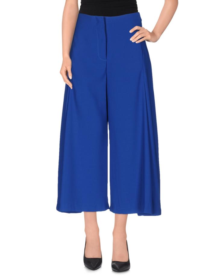 Vanessa Scott 3/4-length Shorts