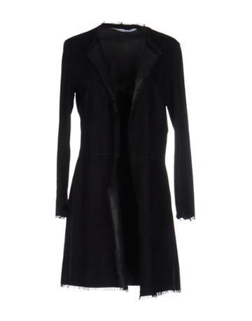 La R Veuse Overcoats