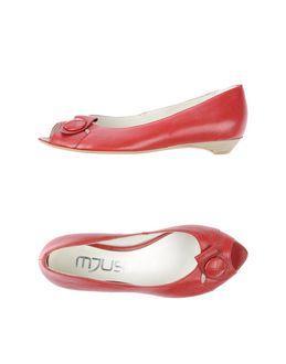 Mjus Pumps