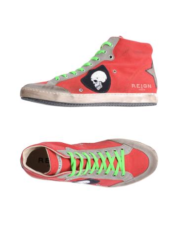 Reign Sneakers