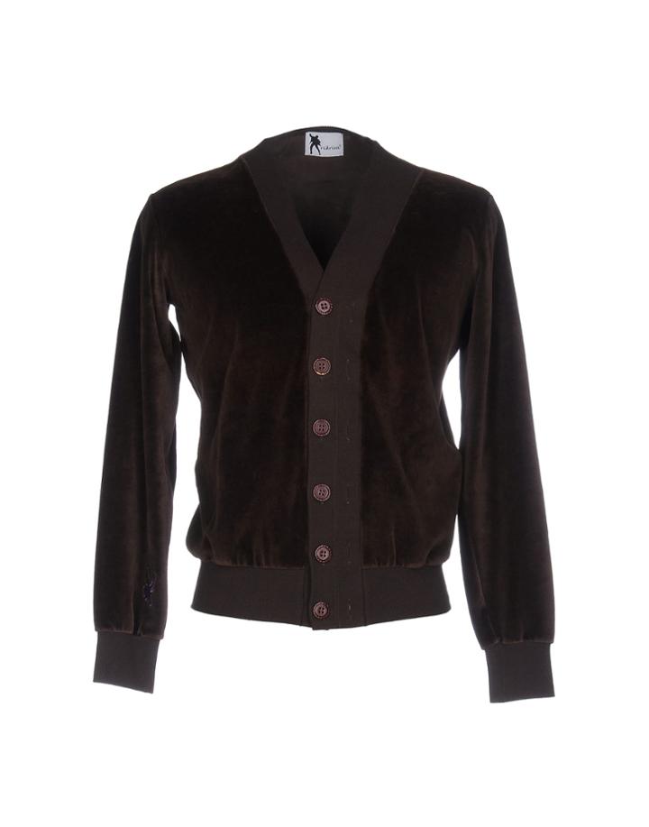 Nikriva Sweatshirts
