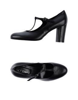 O'dan Li Pumps