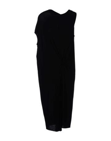 Koralline Knee-length Dresses