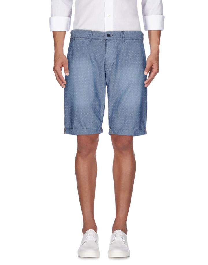 Andrea Morando Bermudas
