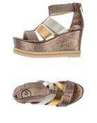 Lm Sandals