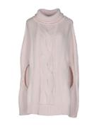 L'agence Capes & Ponchos
