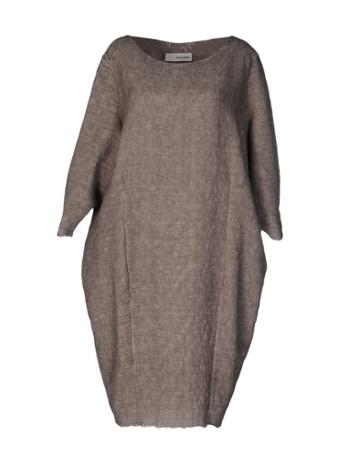 Un-namable Knee-length Dresses
