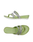 Bueno Toe Strap Sandals