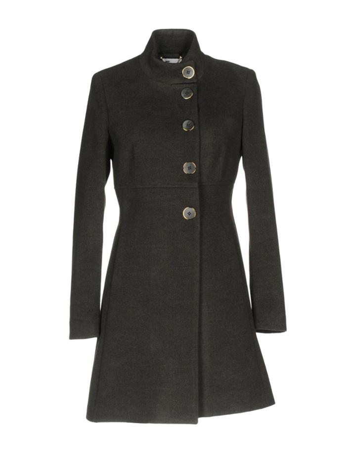 Tuwe Italia Coats