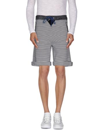 Hosio Bermudas