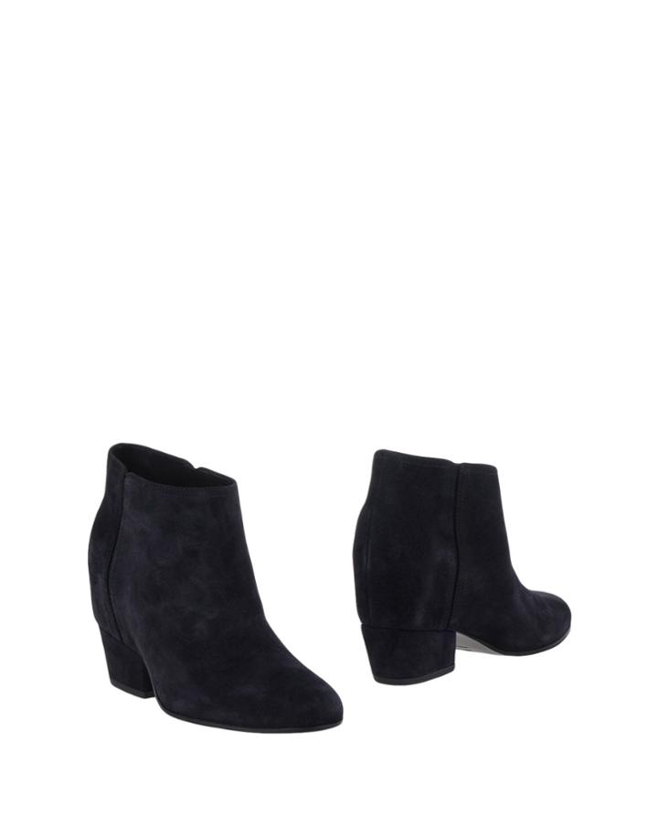 Golden Goose Booties