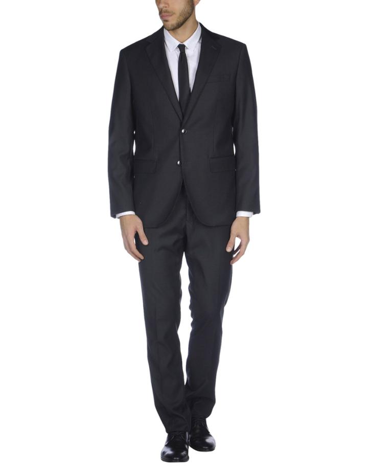 Sedicinoni Suits