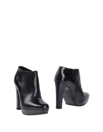 Donna Pi  Booties