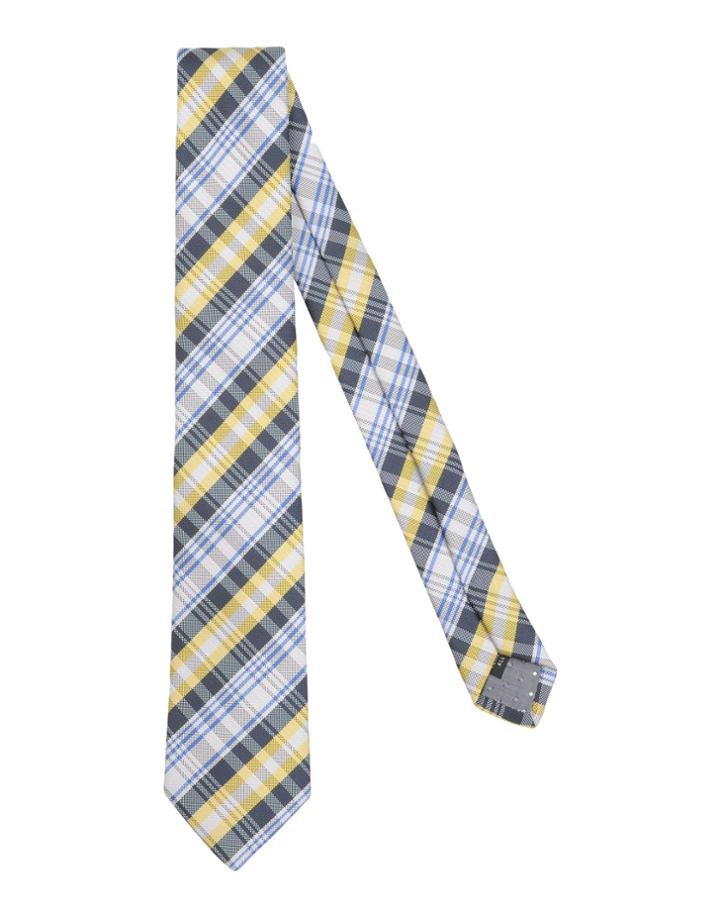 Andr  Ties