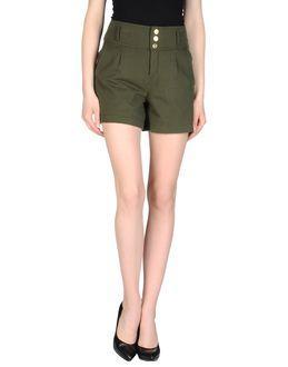 Met Unique Shorts