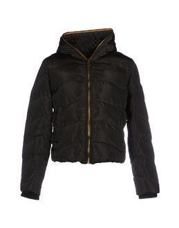 Gas Jackets