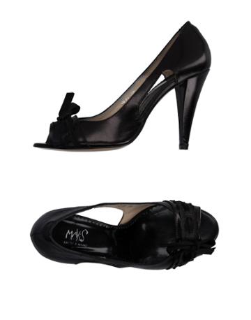 Mayis Pumps