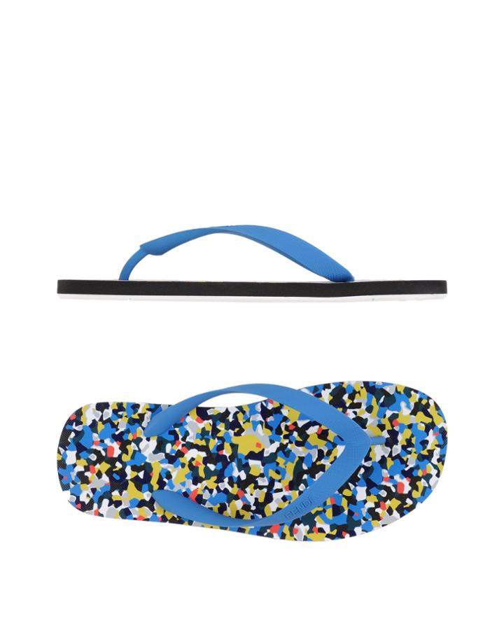 Fendi Toe Strap Sandals