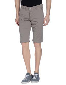 Swell 65 Bermudas