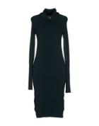 Tikaluna Knee-length Dresses