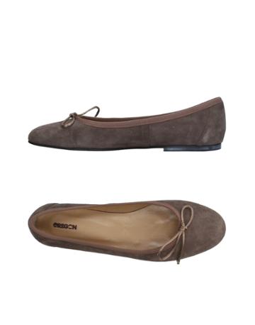 Oregon Ballet Flats